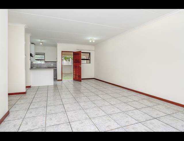 2 BEDROOM APARTMENT FOR SALE IN PAULSHOF